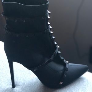 Fashion nova heels
